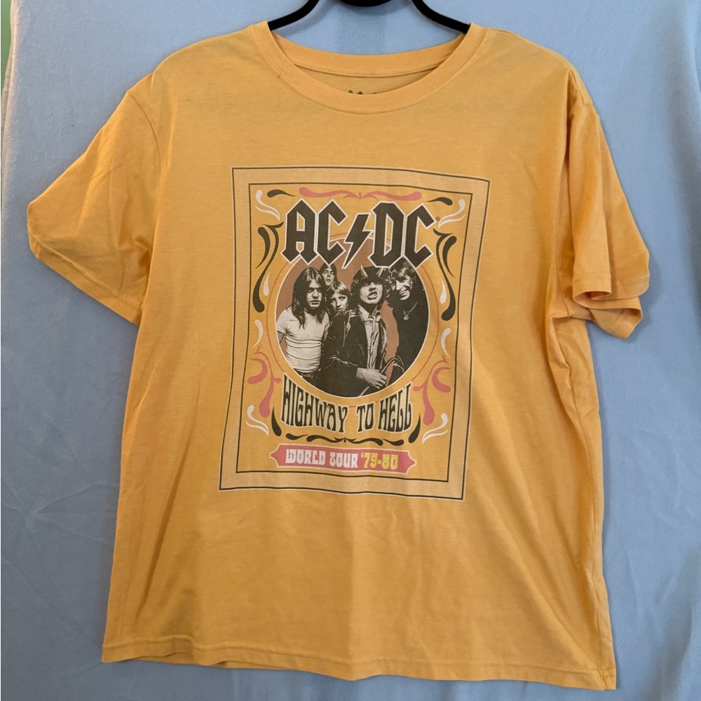 AC DC Orange Short‎ Sleeve Top